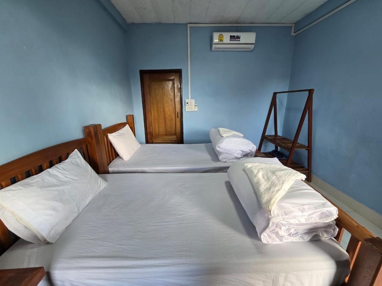 Hotel Phosy Thalang Laos Nam Theun Pokoj fotografie
